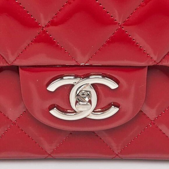 Chanel Red Quilted Patent Leather Classic Maxi Single Flap Bag - Picture 9 of 11